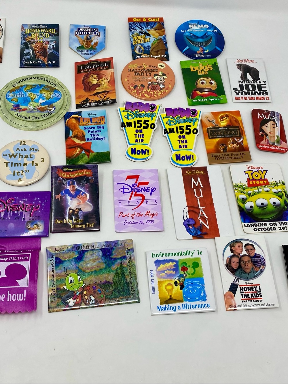 Assorted 90’s Disney Pin Collection - Picture 10 of 10